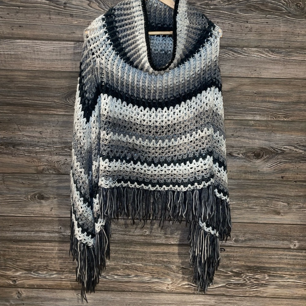 Crochet Granny Afghan Cape Poncho - Picture 2 of 11